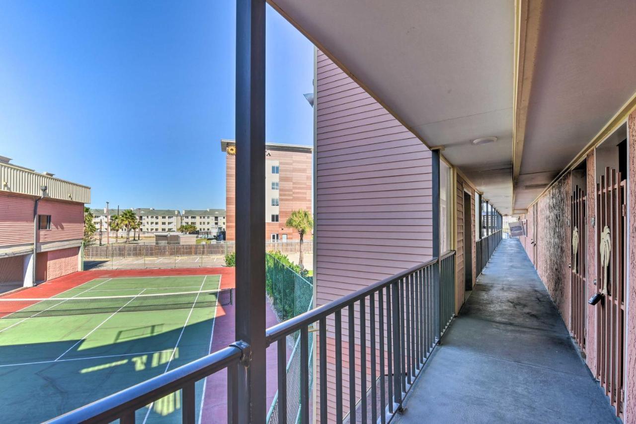 Coastal Galveston Condo Walk To Shoreline! Екстериор снимка