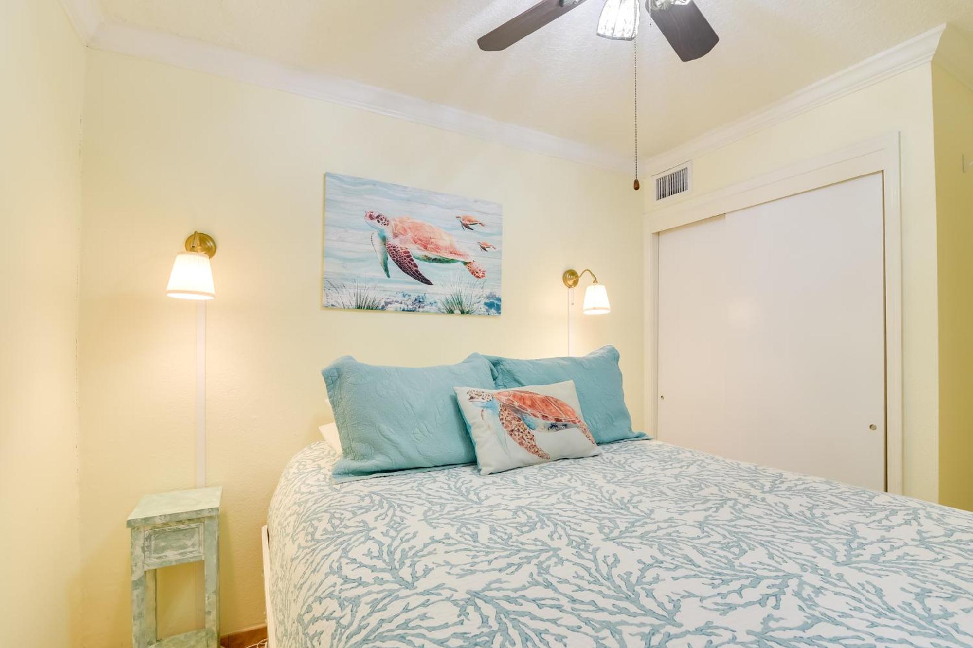 Coastal Galveston Condo Walk To Shoreline! Екстериор снимка