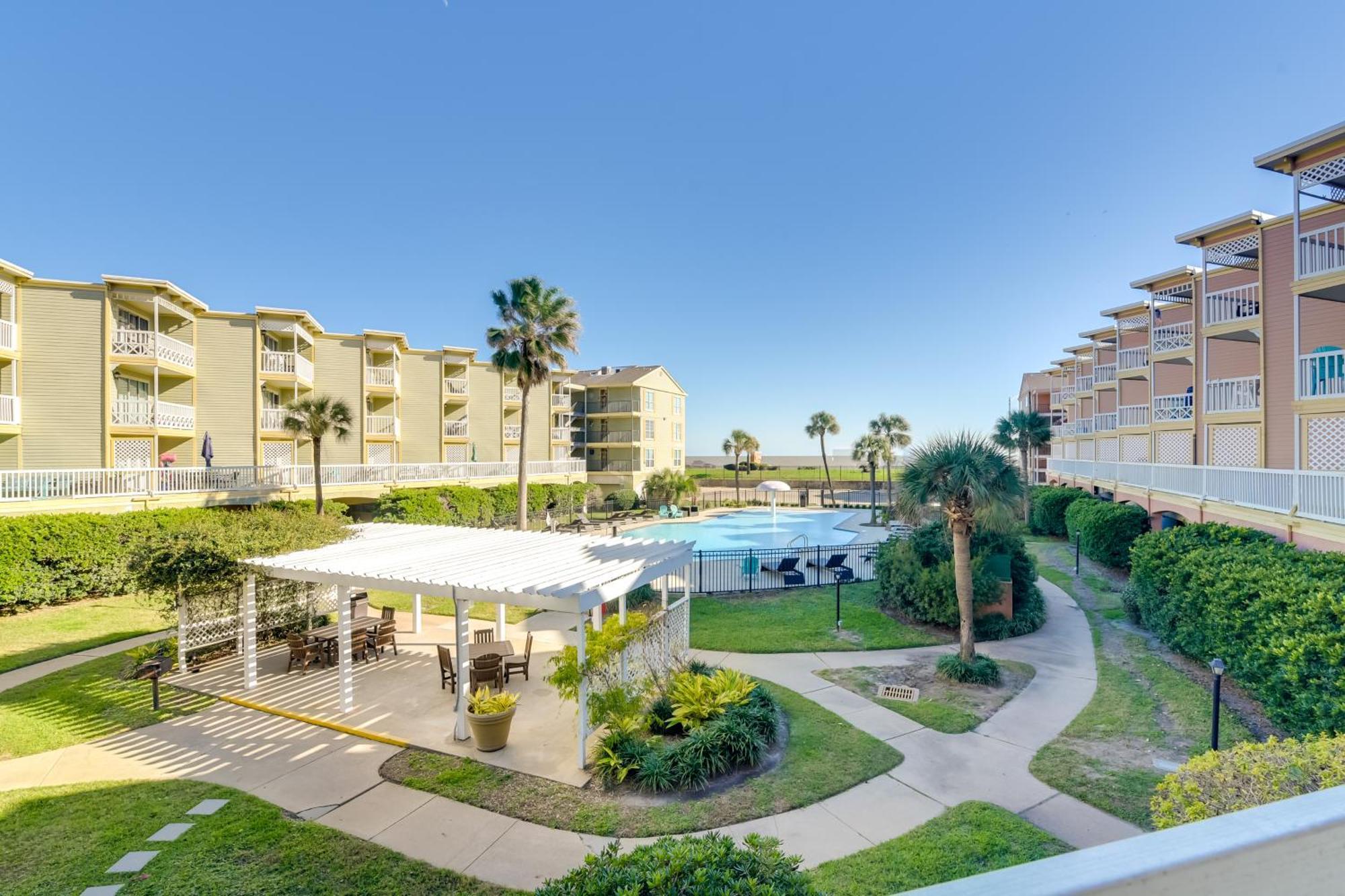 Coastal Galveston Condo Walk To Shoreline! Екстериор снимка